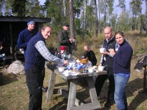 Jägarmässig lunch på skjutbanan